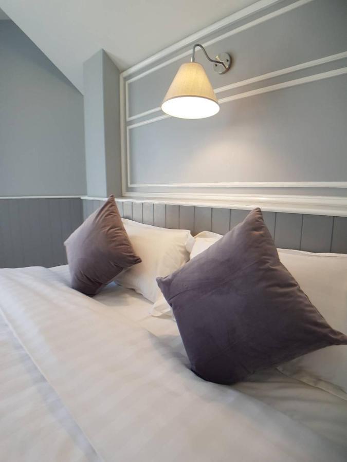 Hotel Rosy Chiang Mai Bagian luar foto