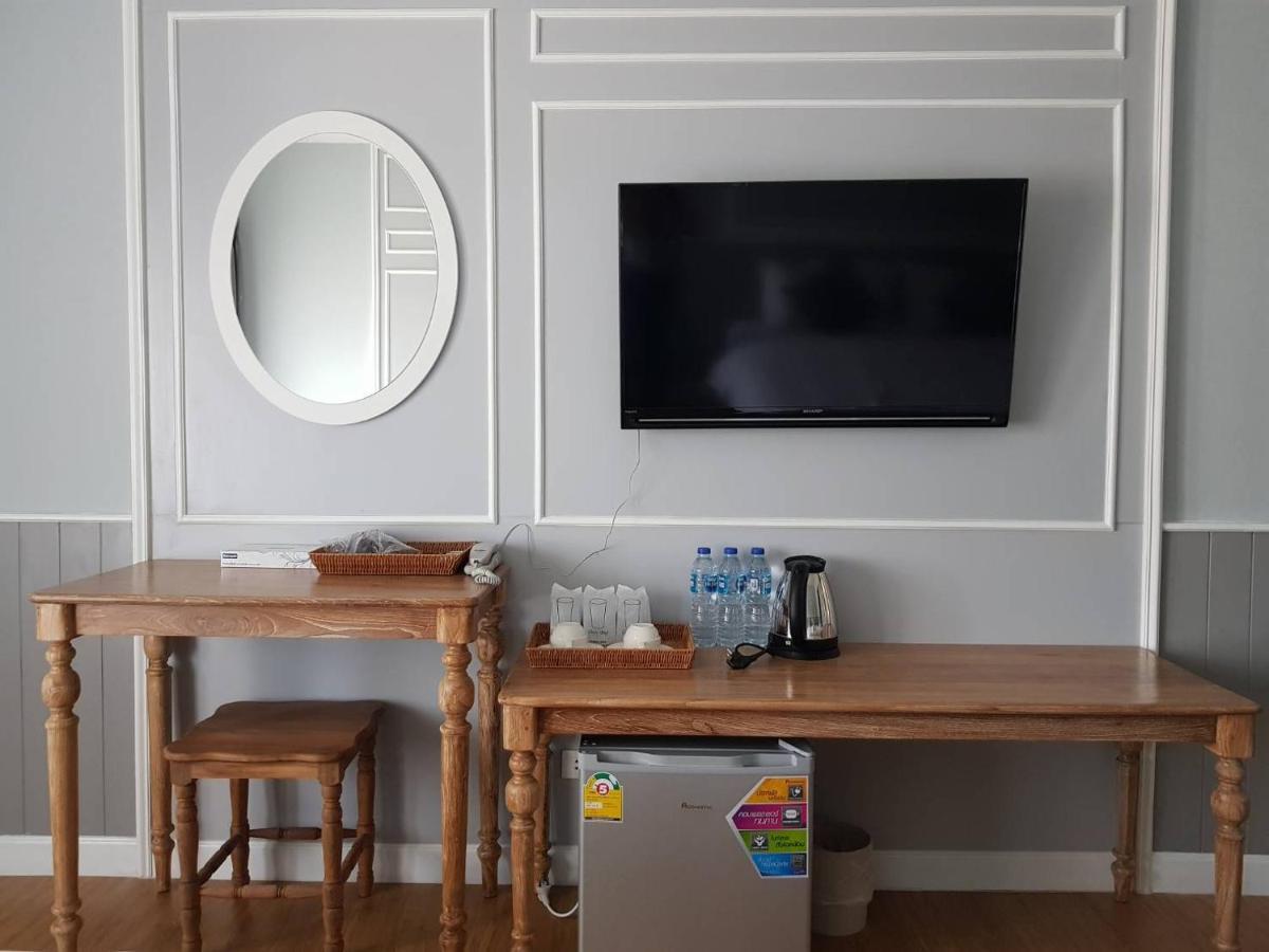 Hotel Rosy Chiang Mai Bagian luar foto