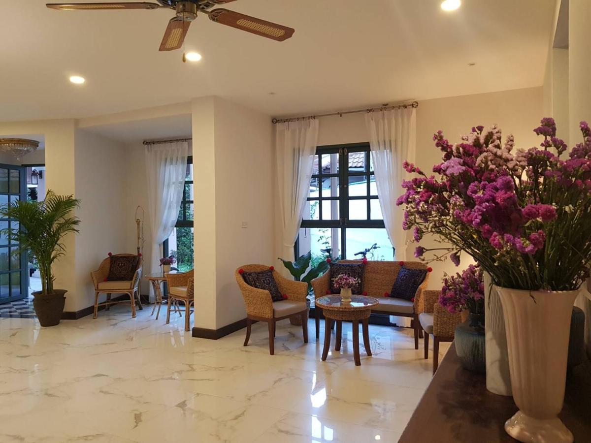 Hotel Rosy Chiang Mai Bagian luar foto